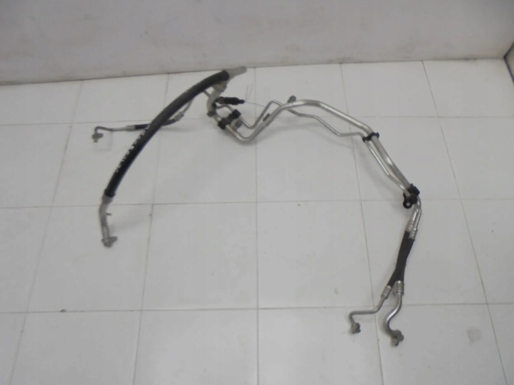 PEUGEOT 308 T9 3008 2.0 HDI HDI wiring of the hose of the air conditioning 9675863080