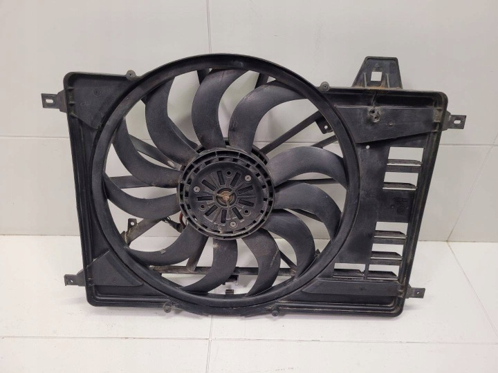 radiator fan Land Rover Discovery Sport 2017 GJ32-8C607-BB