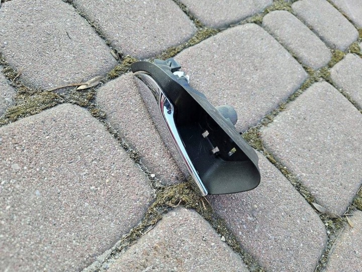 Türgriffe Tür vorne przednich links chrom chromowana Opel Corsa E 13586866