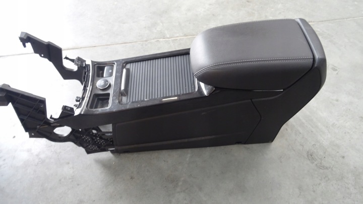 FORD KUGA MK2 bracciolo TUNEL media