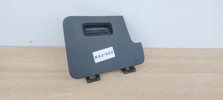 VW TOURAN 3 III 5TB 15-20 ROK passenger compartment below steering wheel, plato KIESZEN