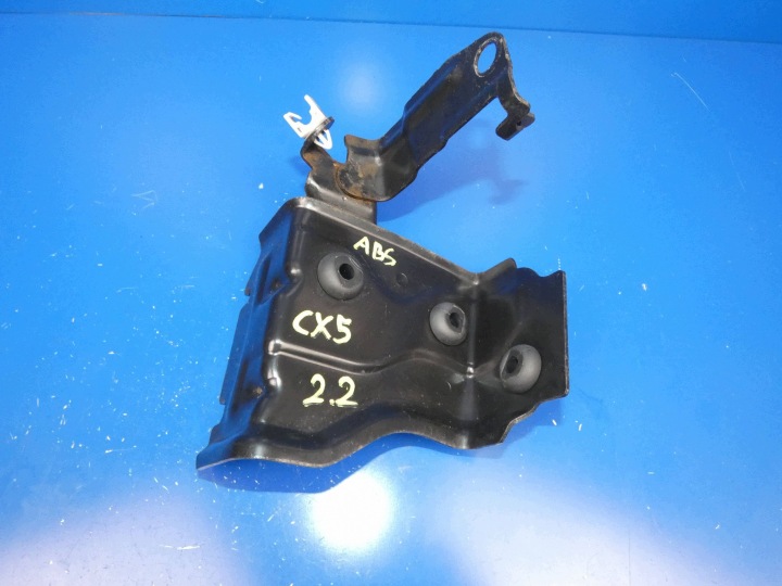 Halter pompy ABS Mazda CX-5