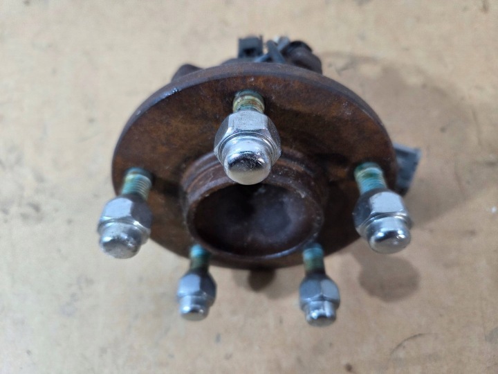 Mazda 3 BL perno mozzo ruote posteriore 3N612C299A (Z613)