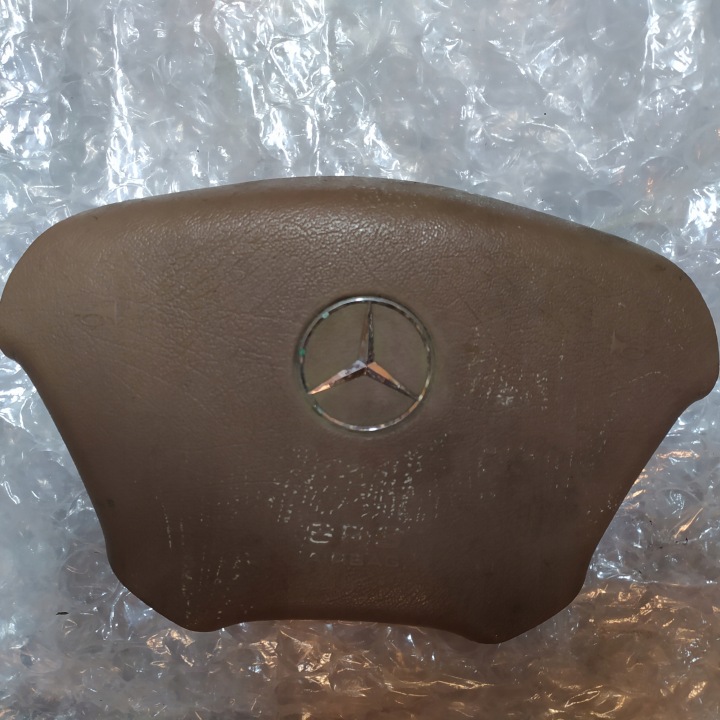 airbag of the steering wheel MERCEDES ML W163 1634600298