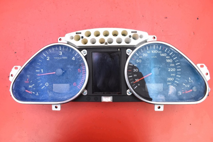 budíky budiky EU 4F0920901C AUDI A6 C6 2.0 TDI 140 KM 04-08
