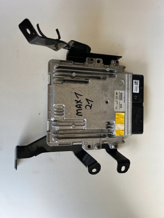 HYUNDAI TUCSON T10L 1.6 39199-2U000 9001230068KE SIM2K-510 computer ECU