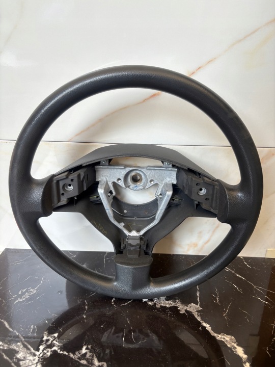 SEDICI SUZUKI SX4 volant 06-13 ZWYKLA LADNA