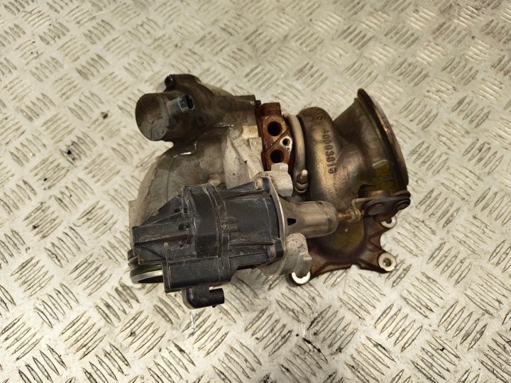 BMW 1 F40 TURBO turbo 9452135