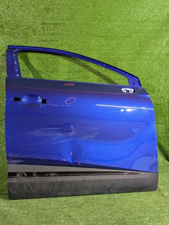 dvere predné pravé pravý predok RENAULT CAPTUR II NR.4305