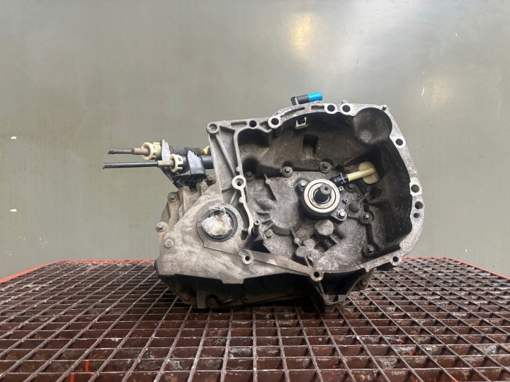 Getriebe MANUALNA RENAULT CLIO 4 1.2 TCE