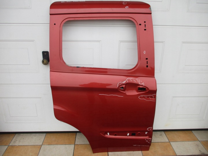 DVERE PRAVÉ ZADNÉ ZADOK FORD TRANSIT COURIER