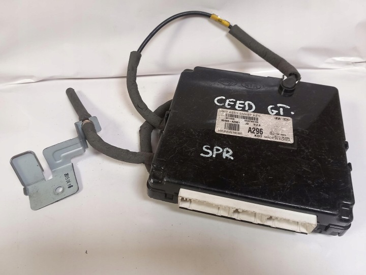 Unité de contrôle Module UNIT ASSY SMART KEY KIA CEED II 95480-A2961 12-18