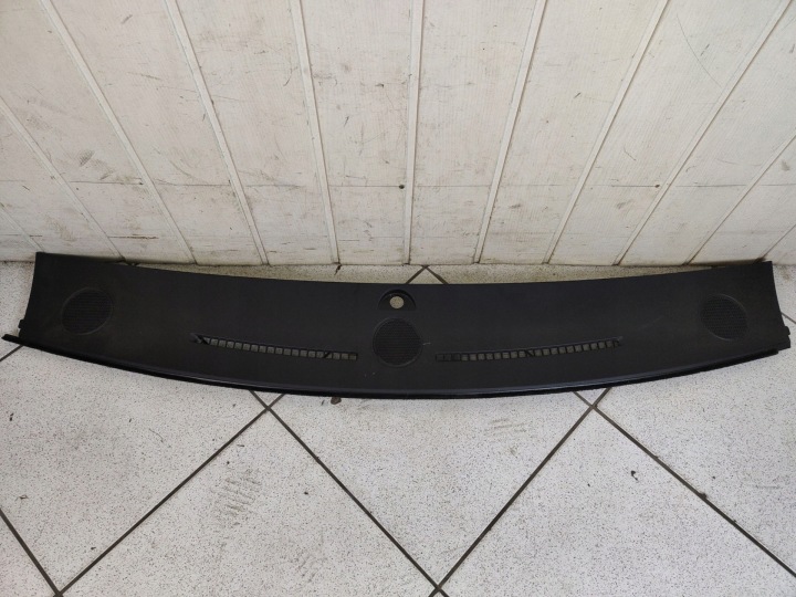 Grille égouttage Avant Chrysler Town and Country 5 facelift 2012 1SE86DX9AB