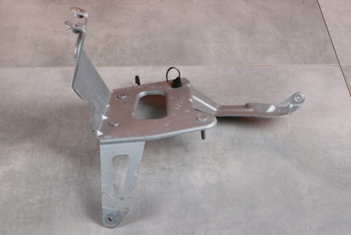 BMW X1 F48 LCI 25eX F45 225xe B38X Poignée Support plaque PODGRZEWACZA 9356117