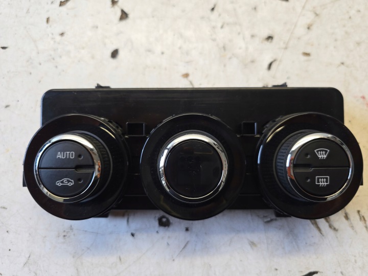 OPEL CORSA E ADAM Unite commande clima CLIMATRONIC AUTOMAT 13468064