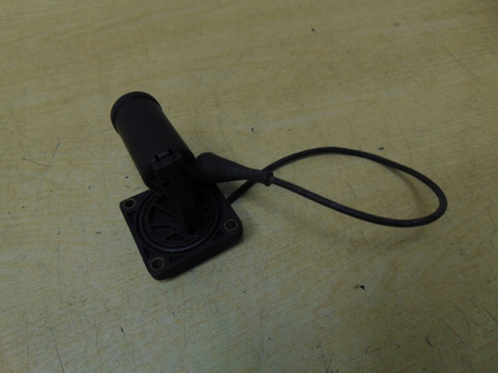 Opel Vectra C 1.8 16V Sensore di livello olio 90506468 6