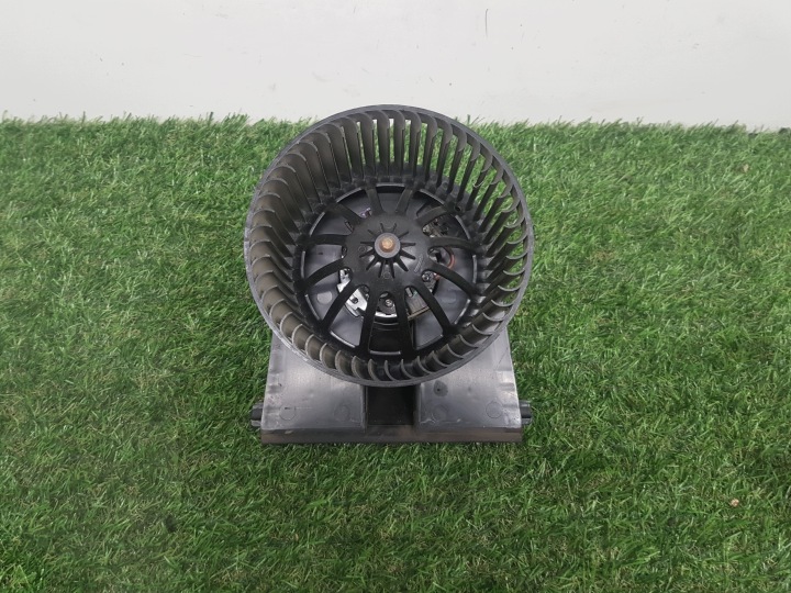 fan air conditioning devices VOLKSWAGEN GOLF 4