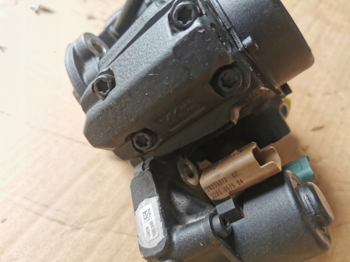 Pompe d’injection FORD CITROEN PEUGEOT 2.0 TDCI HDI 9424A050A 9687959180