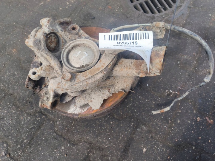 Achsschenkel Radnabe Radlager links vorne TOYOTA DYNA U300 VII