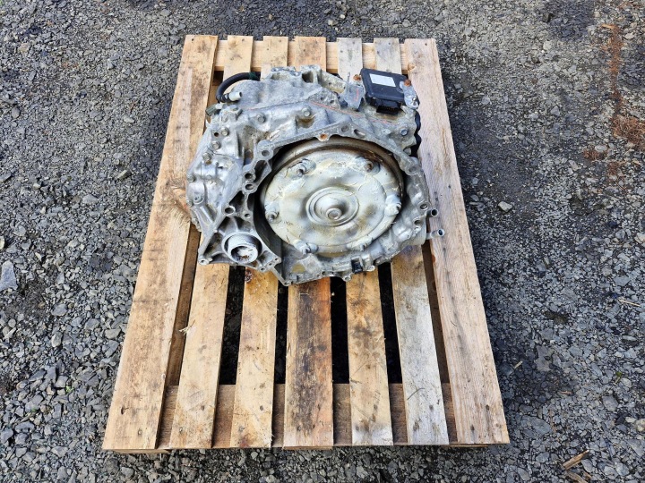 8685421 BMW X1 F48 F45 F46 gearbox, AUTOMAT GA8F22AW complete