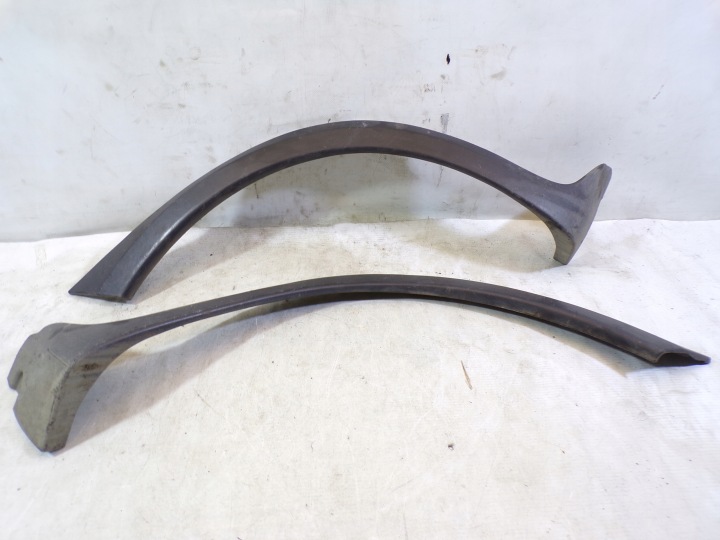 Leiste Schutzleiste der Kotflügel PRZEDNICH OPEL CORSA C