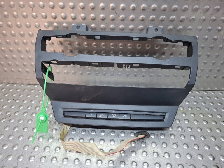 Pulsante PDC ASR ZJAZDU del cofano telaio 9208218 BMW X5 E70 X6 E71