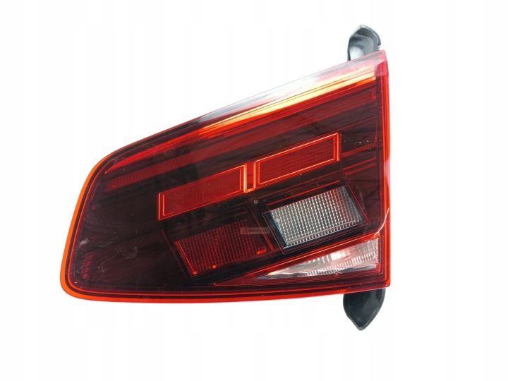 Licht rechts heck für die Heckklappe VW PASSAT B8 LIFT (2019-2023) Sedan 3G5945094F