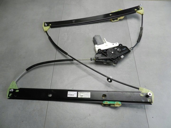 AUDI Q5 8R Gestänge Fenster links vorne 8R0837461K