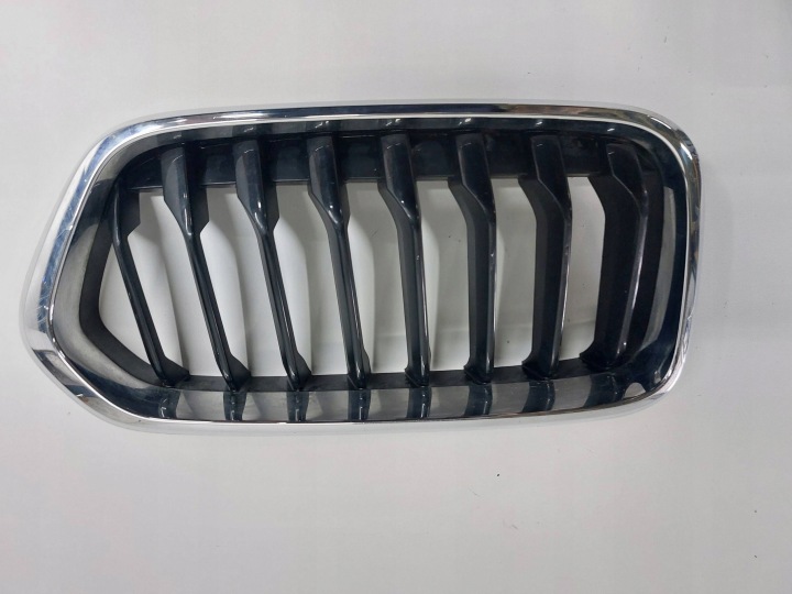 BMW X2 F39 maska maska chladiča Ladvinka pravá 7424778