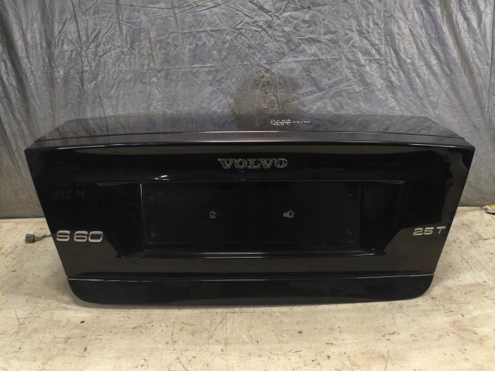 heckklappe kofferraumdeckel Kofferraum VOLVO S60 1 und LAKIER 019