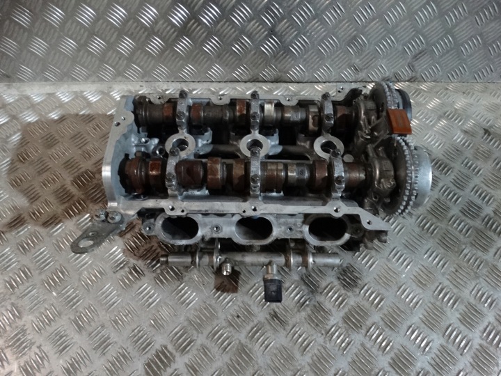 head. right injection ramp PORSCHE MACAN 3.0 cylinder 4-6 1