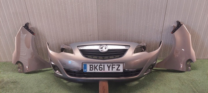 Pare choc Avant Complet OPEL MERIVA B Capteurs LAK: Z40W