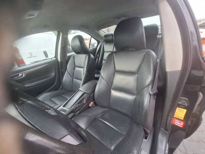 sitze KOMPLET links rechts sitz heck + seiten VOLVO S60 und schwarze leder