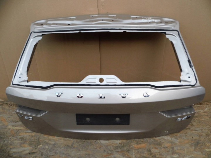 Volvo V60 II 2018-2025 Malle / hayon coffre porte arrière Arrière 31455954
