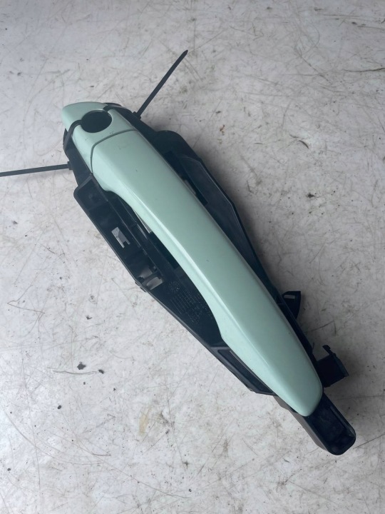 Poignée Portière Gauche Avant CITROEN C3 III ELSB