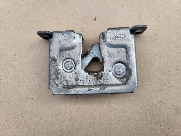 Della serratura RYGIEL del cofano Anteriore POKRYWY Motore BMW 5 E60 E61 6 E63 5123 7115229