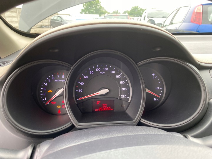 Kombiinstrument Kombiinstrument Drehzahlmesser Kia RIO 3 III 11-17 1.2 CVVT przebieg 263890 km