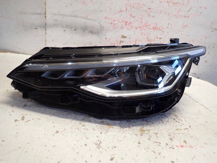 FANALE FARO Anteriore Anteriore sinistra VW GOLF VIII LIFT 2024- FULL LED 5H1941035N
