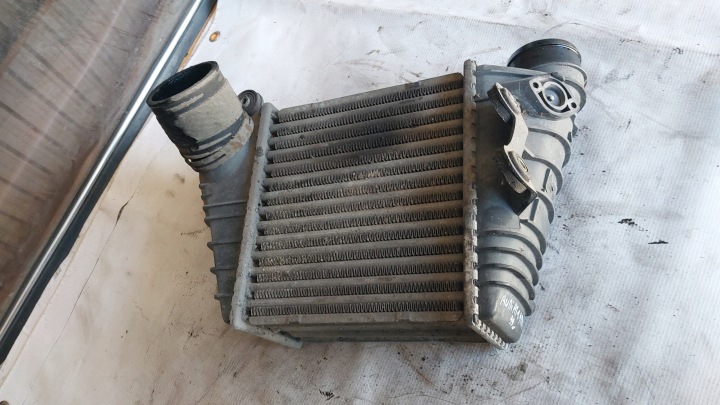 kühler ladeluftkühler GOLF IV LEON A3 8L OCTAVIA 1J0145805H 1.9 TDI 1.8 T