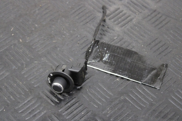 prekidač POKRETLO FW93-6465-AB LAND RANGE ROVER VOGUE L405 LIFT