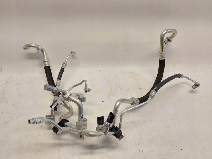 Ford Explorer VII R2KB Conduit pieces tuyaux Tuyau Climatisateur air conditionné 1EA816739