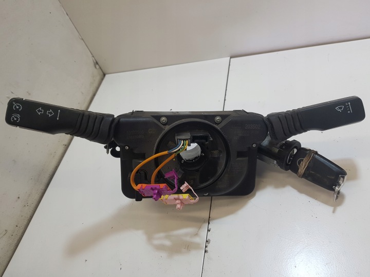 páčky pod volant a ovládanie OPEL ZAFIRA B 13177916 GD