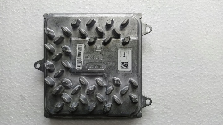 UNITÉ DE CONTRÔLE MODULE LED OPEL CORSA F 19->
