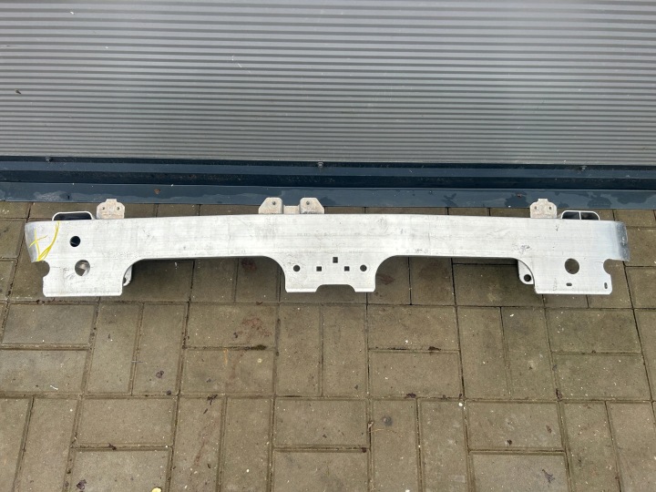 Opel Mokka B Peugeot 2008 Citroen C4 sider front below bumper