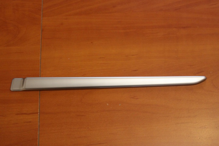 moulding door right rear part LEXUS LBX 23- original colour SREBRNY