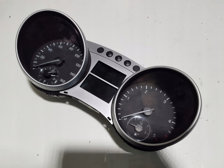 compte tours compteur vitesse tableau bord MERCEDES W251 CDI 2514402111