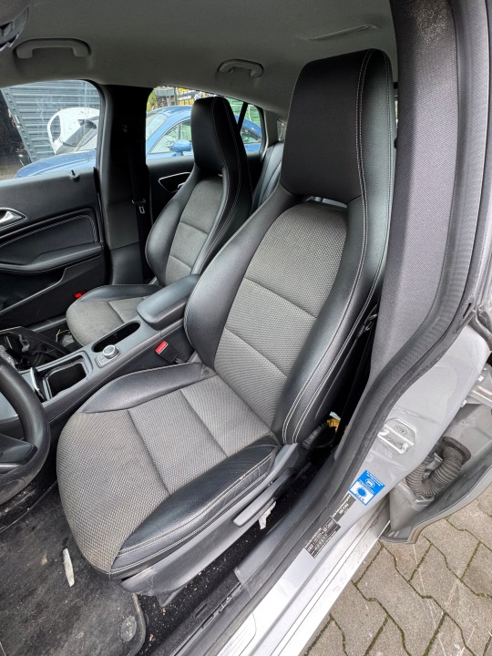 MERCEDES W117 CLA KOMBI sedili EUROPA similpelle SHOOTING BRAKE KOMBK KOMPLET