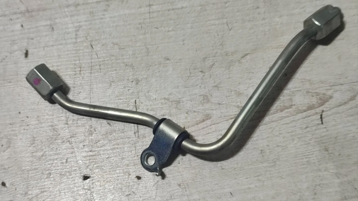 Toyota C-HR und 1.2 19r fuel line