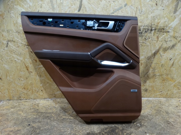 LATERALE / LATO PORTA PORTIERA POSTERIORE SINISTRA PORSCHE CAYENNE 9Y 1