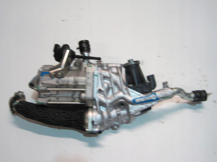 exhaust gas cooler EGR JAGUAR F PACE 3,0D FW93-9U438-AA